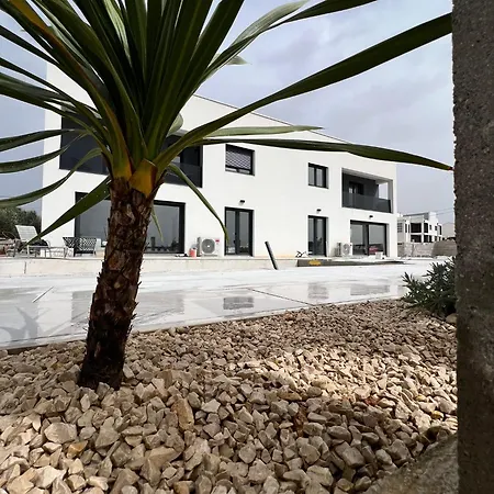 Villa Saan