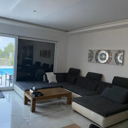 Villa Saan